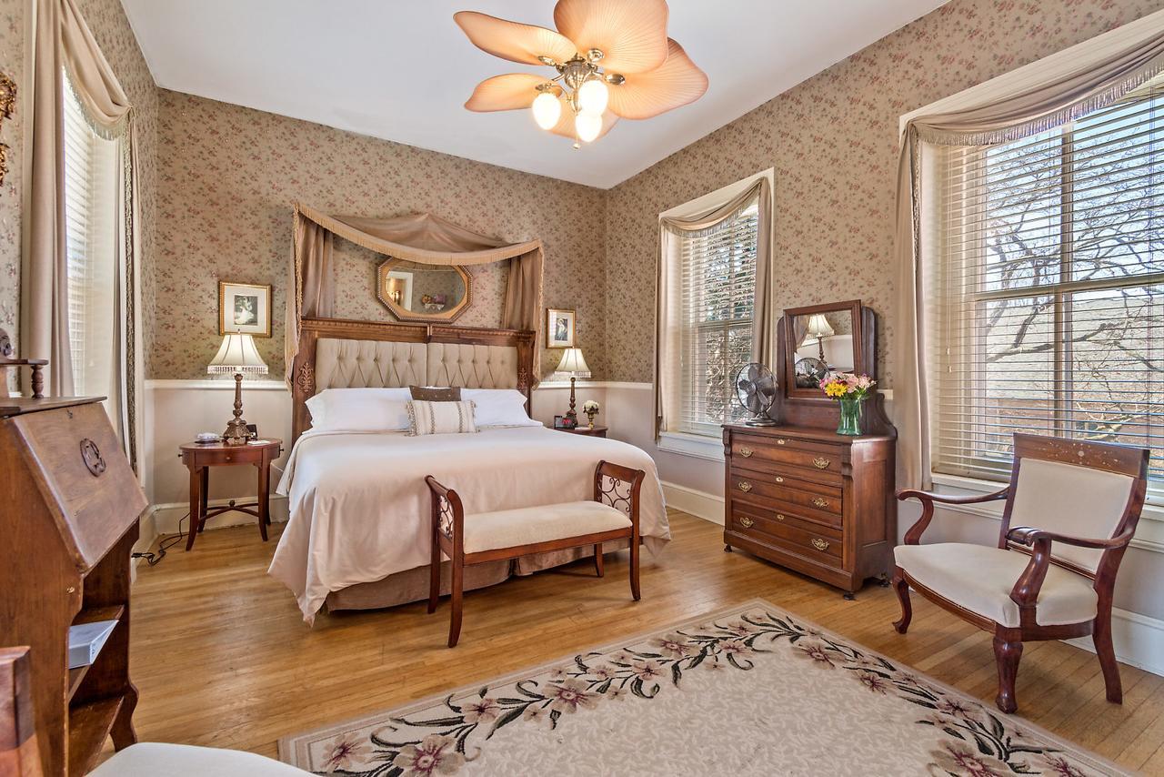 Lovelace Manor Bed And Breakfast Lancaster Exterior foto